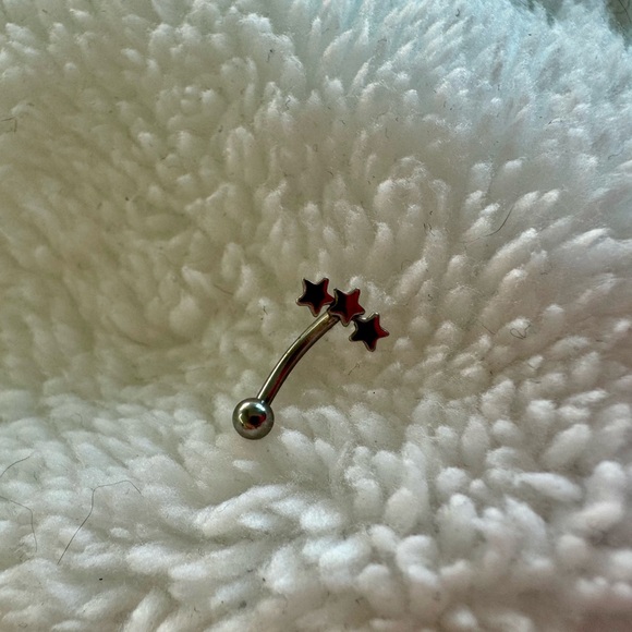 Triple Star Curved Barbell. 16g. - Picture 3 of 8